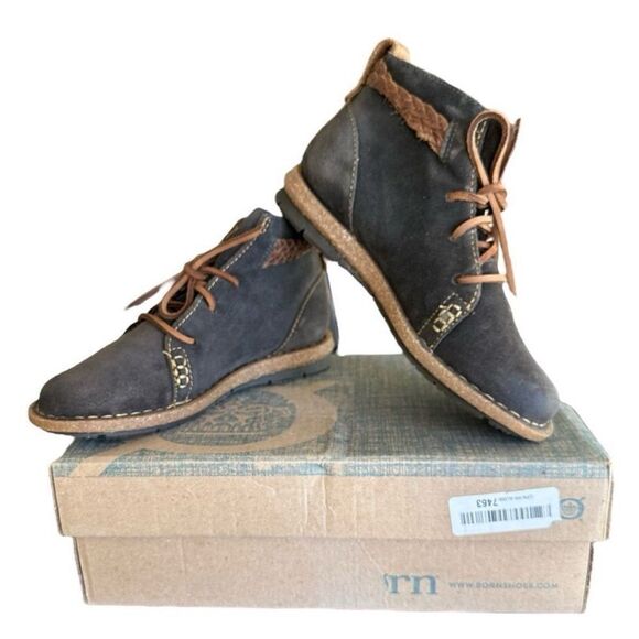 Born Temple Dark Grey Distressed Women’s Bootie 6.5 Brown Leather Ankle Boots - Picture 1 of 11